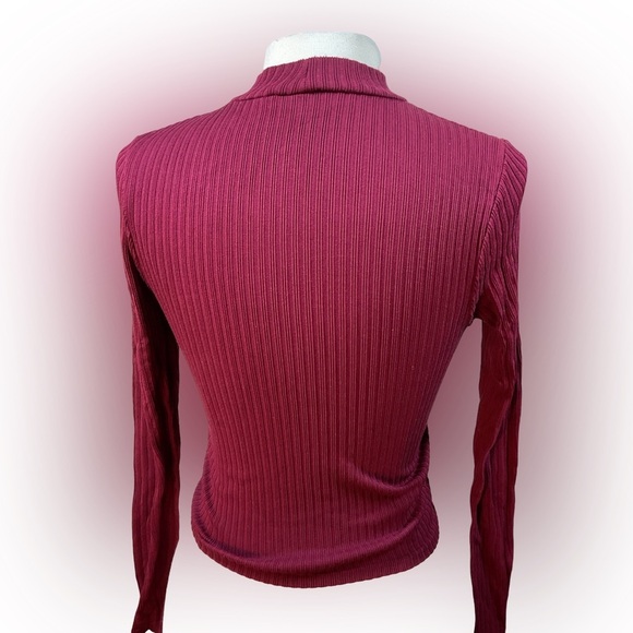 Y2K Stradivarius Ribbed Mock Turtleneck Knit Top size Medium - Picture 4 of 5